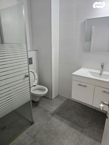 דירת גן, קצרין