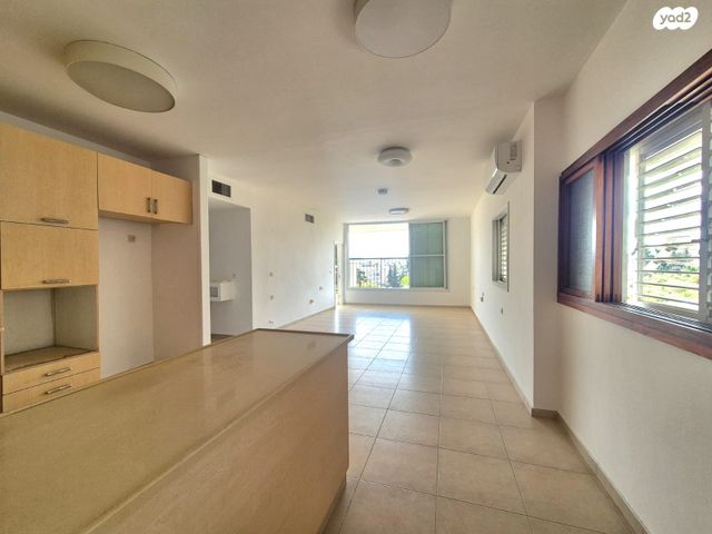 דירה, מגדיאל, הוד השרון