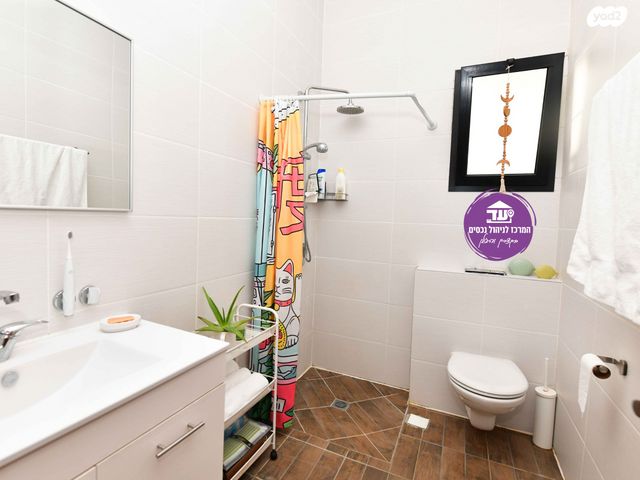 דו משפחתי, קצרין