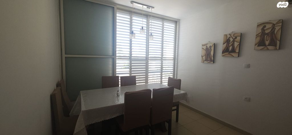 דירה, שעריים, רחובות