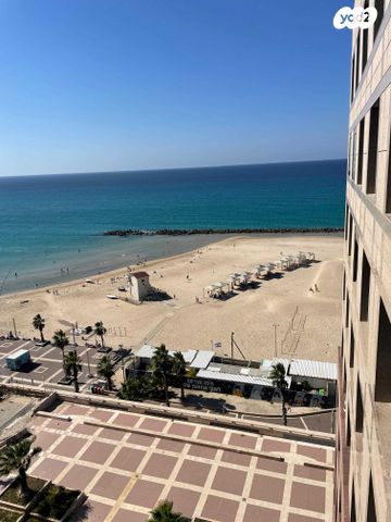 דירה, דוד אלעזר 10, חוף הכרמל, חיפה