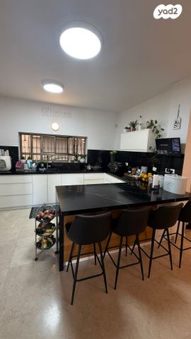 בית פרטי/ קוטג', אבשלום 2, ניסן, חדרה