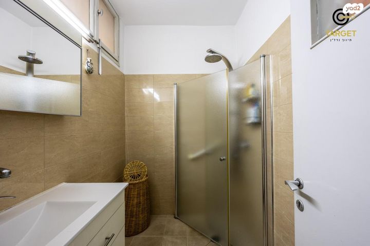 גג/ פנטהאוז, הארזים 16, בית הכרם, רמת בית הכרם, ירושלים