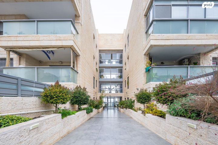 גג/ פנטהאוז, יפה רום, גילה, ירושלים