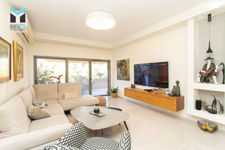 דירה, ארתור הנטקה, אחוזה, חיפה