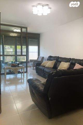 דירה, הגליל 14, קרית ביאליק