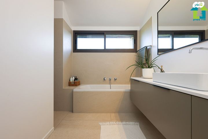 בית פרטי/ קוטג', אביחיל