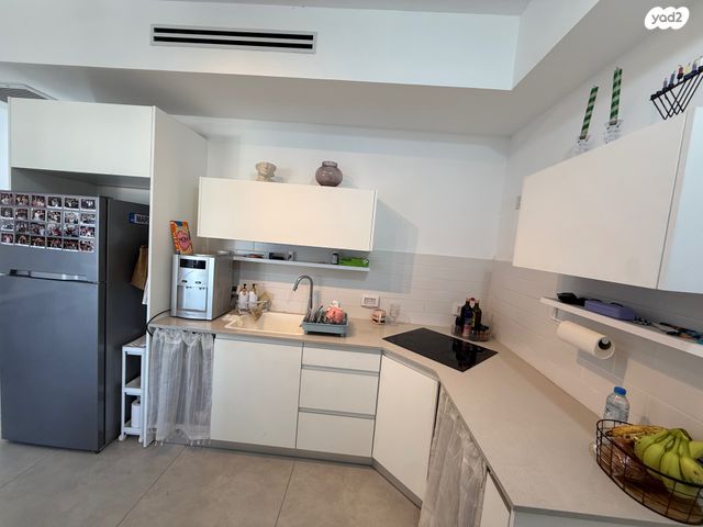 דירה, עמישב 1, חברת חשמל, גבעתיים