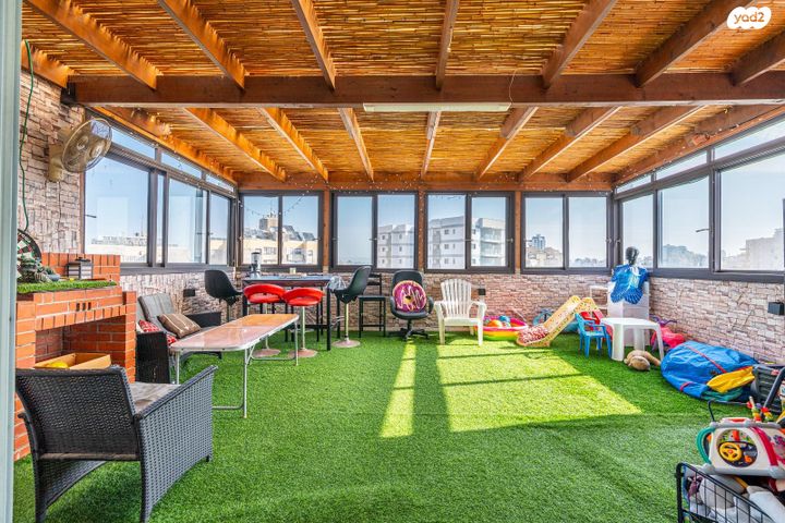 גג/ פנטהאוז, פרנק 24, הזיתים, חדרה