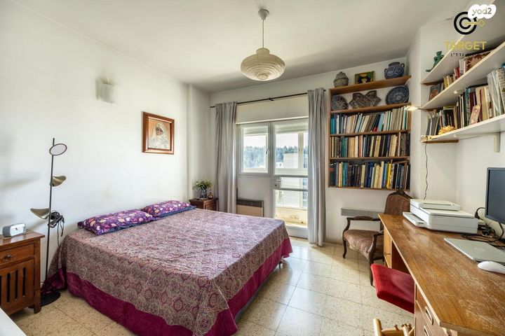 גג/ פנטהאוז, הארזים 16, בית הכרם, רמת בית הכרם, ירושלים