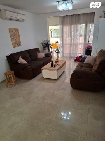 דירת גן, כרמיאל