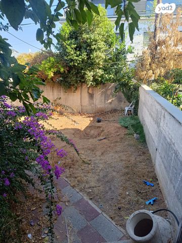 מגרשים, רמת חן, רמת גן