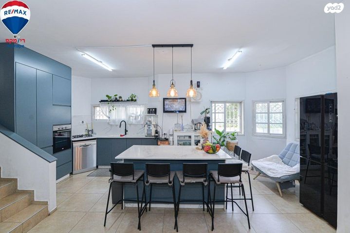 בית פרטי/ קוטג', גולדה מאיר, שלמה, חדרה