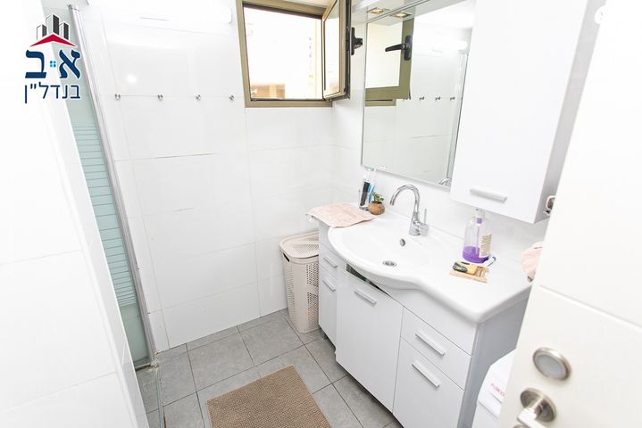 דירה, שער הגיא, אחוזה, חיפה