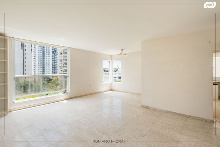 דירה, שמעון בן צבי, שטח 9, גבעתיים