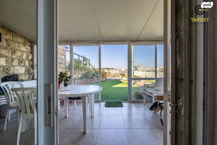 גג/ פנטהאוז, הארזים 16, בית הכרם, רמת בית הכרם, ירושלים