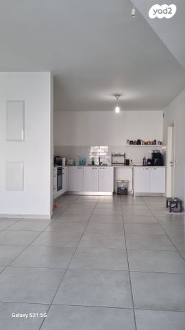 דירה, אהבת אדם, שרונה, כפר יונה