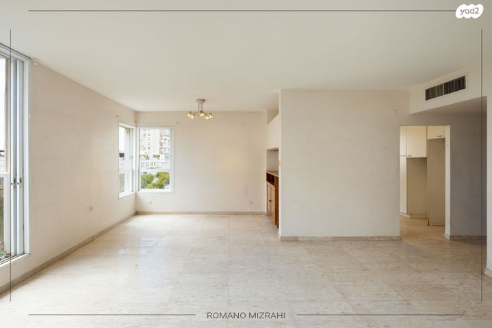 דירה, שמעון בן צבי, שטח 9, גבעתיים