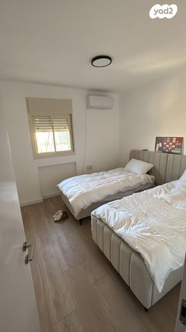 דירה, אברהם שלום יהודה, תלפיות, ירושלים