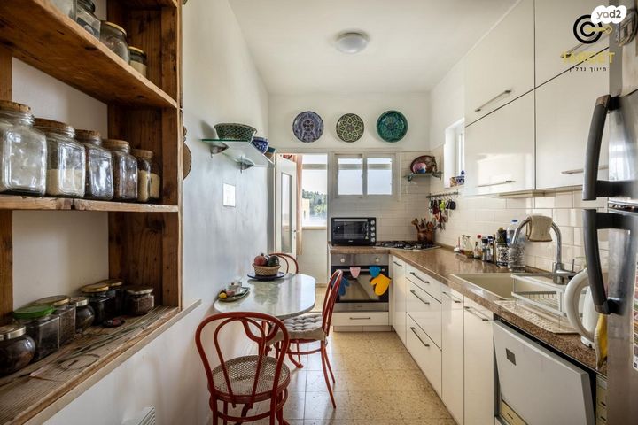 גג/ פנטהאוז, הארזים 16, בית הכרם, רמת בית הכרם, ירושלים