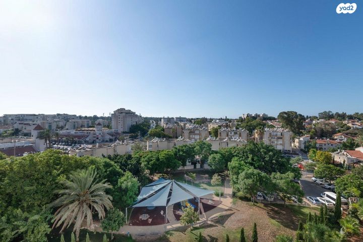 דירה, רמות ויצמן, יבנה