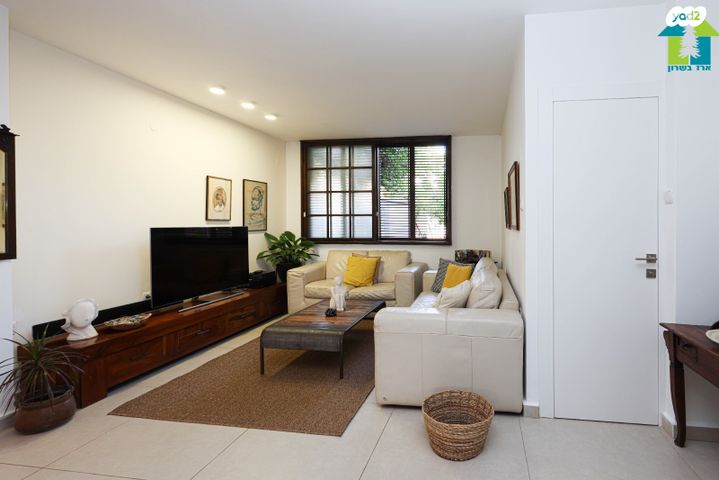 בית פרטי/ קוטג', אביחיל