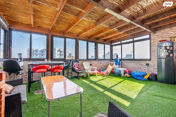 גג/ פנטהאוז, פרנק 24, הזיתים, חדרה