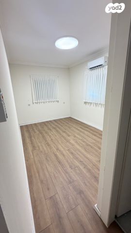 דירה, הרב שמואל רוזובסקי, מרכז העיר, בני ברק