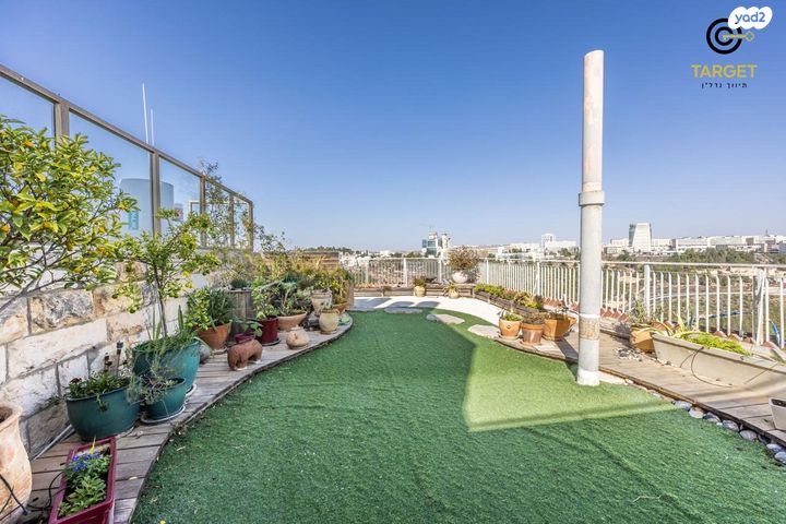 גג/ פנטהאוז, הארזים 16, בית הכרם, רמת בית הכרם, ירושלים