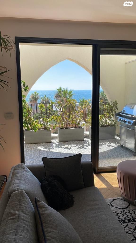 יהודה מרגוזה 52