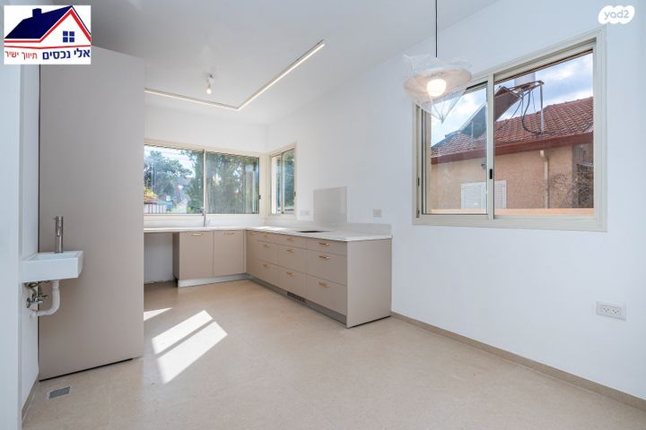 בית פרטי/ קוטג', דרך השדה, רסקו, פרדס חנה כרכור