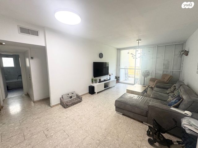 דירה, המבדיל, נחלת גנים, רמת גן