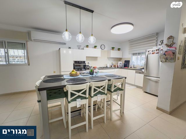 בית פרטי/ קוטג', חיים, אפק, קרית ביאליק