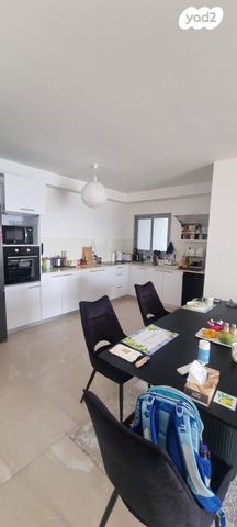 דירה, המלך אמציהו, נווה דוד, חיפה