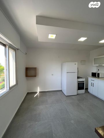 דירה, שדרות ורבורג, קרית שמואל, חיפה