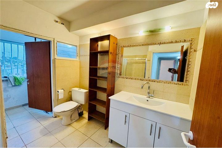 דירה, הל"ה, הל"ה, גבעתיים