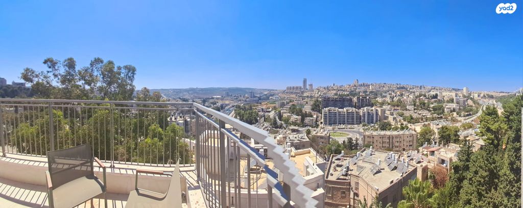 גג/ פנטהאוז, טשרניחובסקי, גבעת הורדים, רסקו, ירושלים