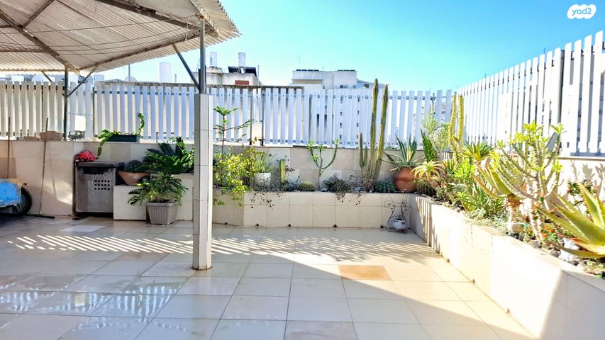 גג/ פנטהאוז, כספי, גבעת בוסל, חדרה