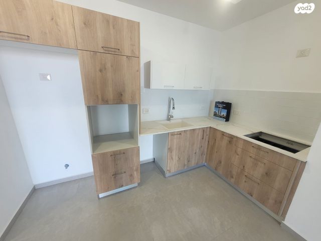 דירה, תוצרת הארץ, נחלת יצחק, תל אביב יפו