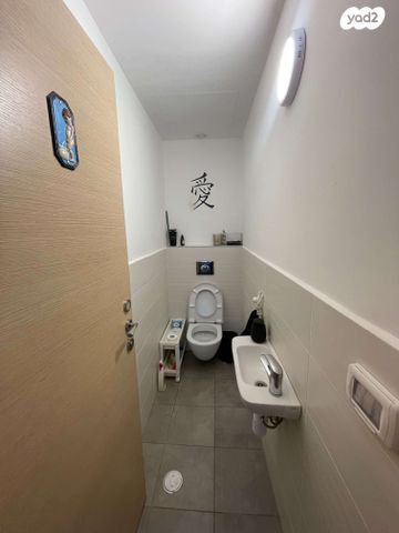 דירת גן, זמנהוף, הצפון הישן - דרום, תל אביב יפו