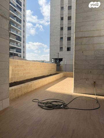 דירת גן, שדרות גת, הפרחים, קרית גת