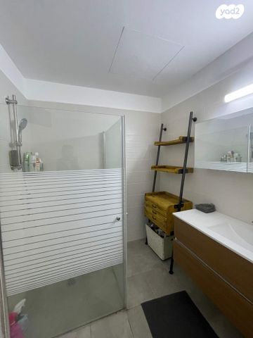 דירת גן, זמנהוף, הצפון הישן - דרום, תל אביב יפו