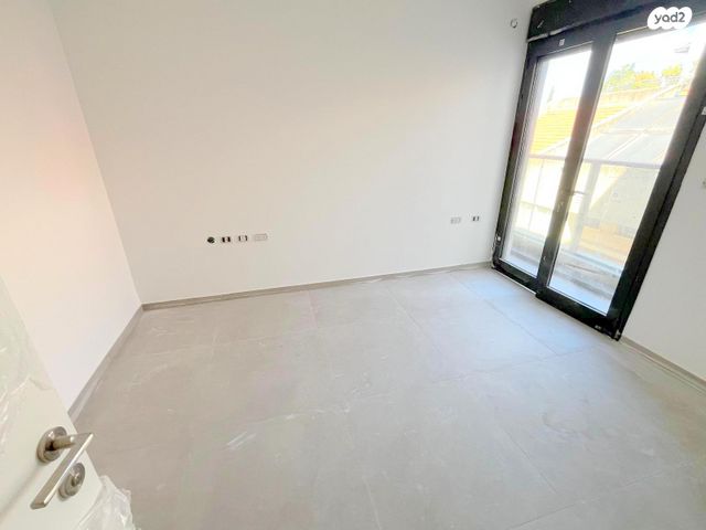 דירה, אוסטשינסקי, פועלים א, כפר סבא