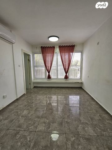 יצחק בן צבי 18