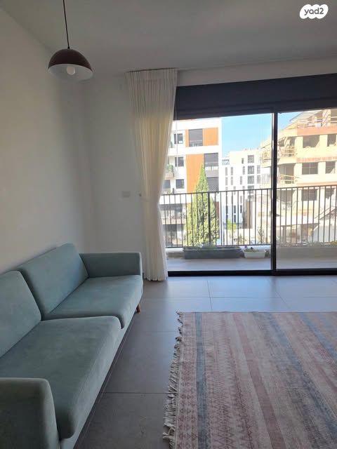 דירה, רמת השרון