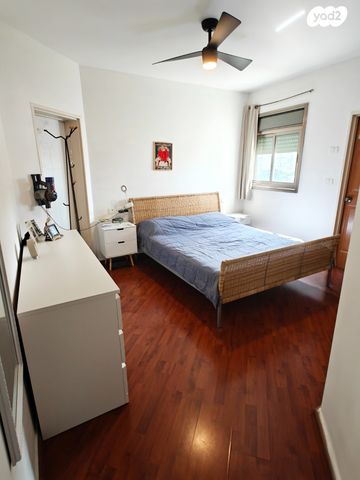 דירה, גולדה מאיר, קרית אילון, חולון