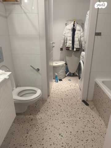 דירה, ניסים אלוני, צמרות איילון, פארק צמרת, תל אביב יפו