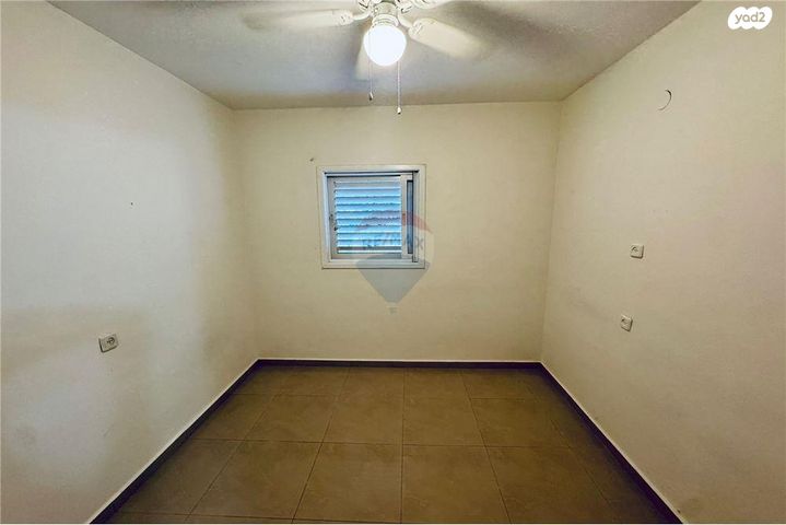 דירה, הל"ה, הל"ה, גבעתיים