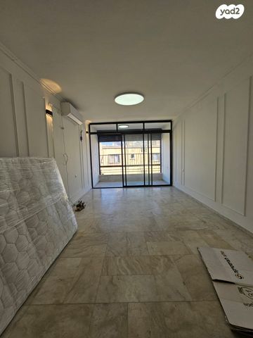 דירה, ההגנה 28, מוצקין הותיקה, קרית מוצקין