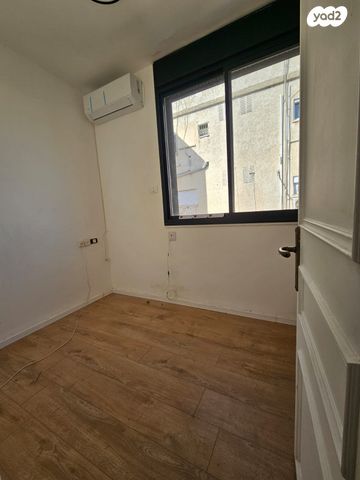 דירה, ההגנה 28, מוצקין הותיקה, קרית מוצקין